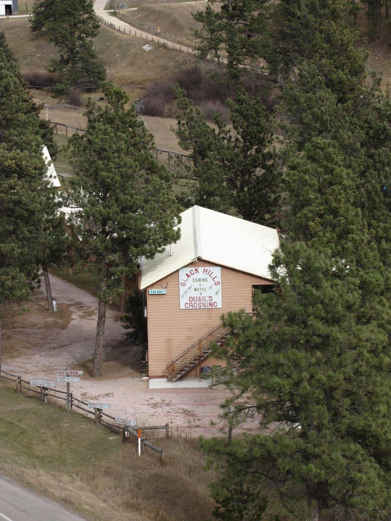 Black Hills Cabins At Quail'S Crossing Hill City Esterno foto